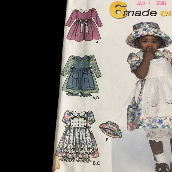 Vintage Simplicity Pattern 9142 6 outfits for toddler girl, Dress and BloomersS - Picture 2 of 6